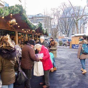 big size photo in the gallery