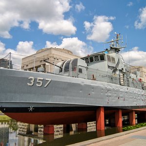 big size photo in the gallery