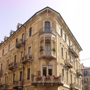 big size photo in the gallery