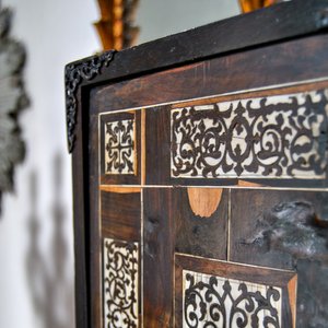 big size photo in the gallery